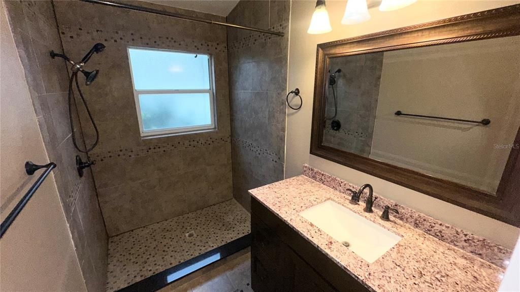 For Rent: $2,199 (3 beds, 2 baths, 1473 Square Feet)