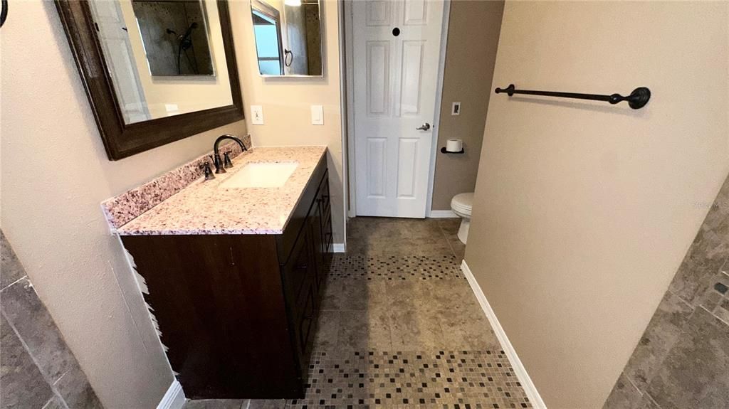 For Rent: $2,199 (3 beds, 2 baths, 1473 Square Feet)