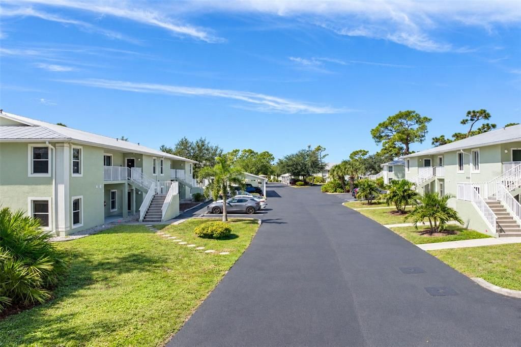 For Sale: $199,000 (2 beds, 2 baths, 1230 Square Feet)