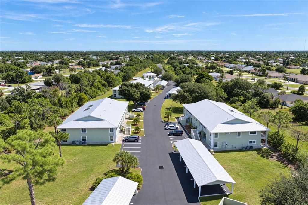 For Sale: $199,000 (2 beds, 2 baths, 1230 Square Feet)