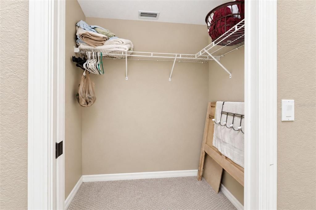 For Sale: $199,000 (2 beds, 2 baths, 1230 Square Feet)
