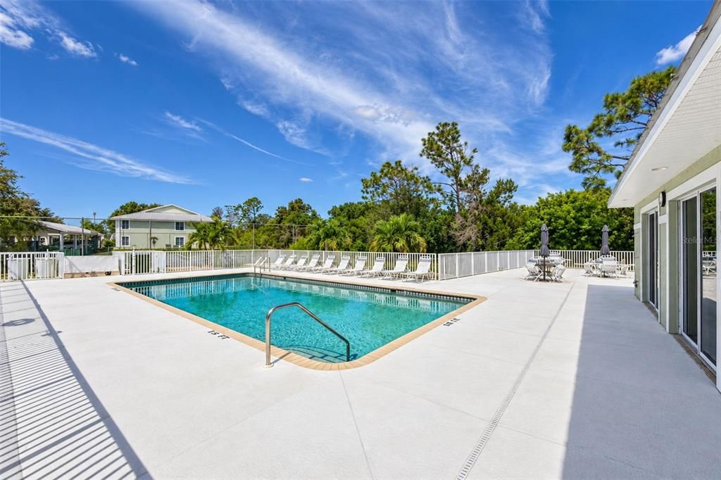 For Sale: $199,000 (2 beds, 2 baths, 1230 Square Feet)