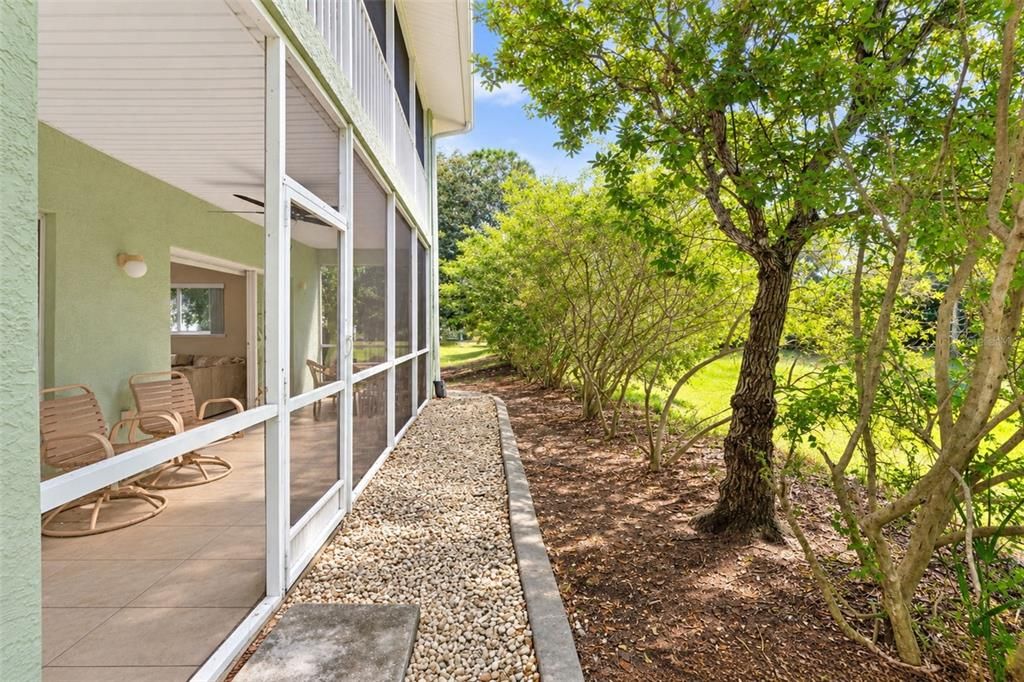 For Sale: $199,000 (2 beds, 2 baths, 1230 Square Feet)