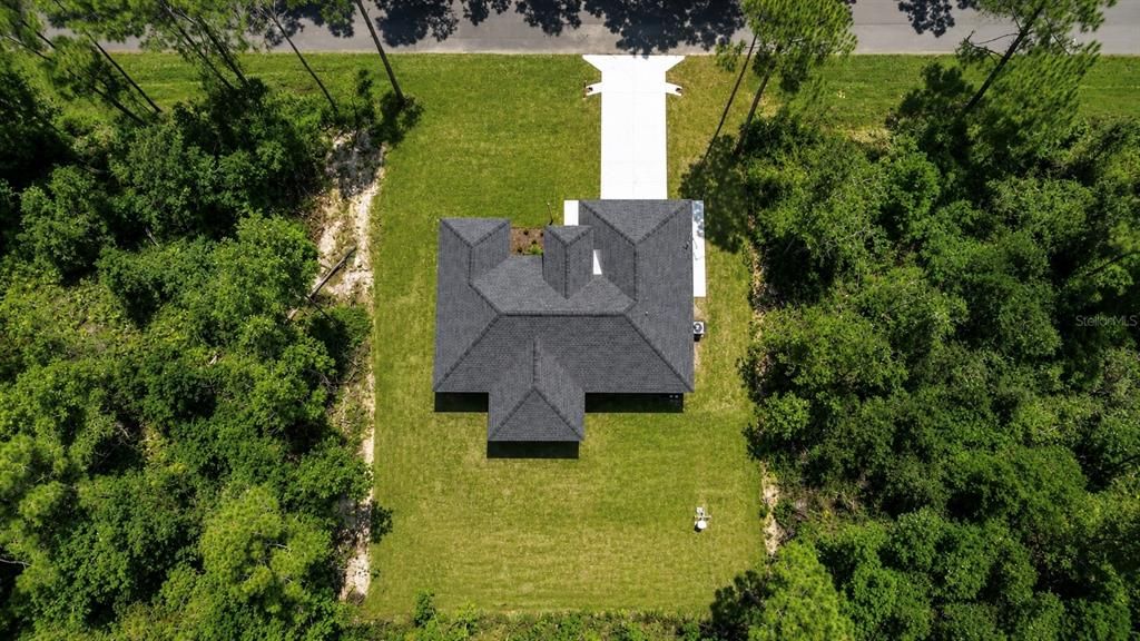 For Rent: $2,450 (3 beds, 3 baths, 1505 Square Feet)