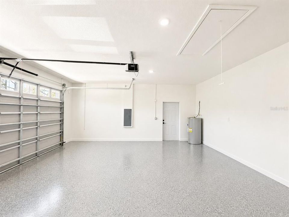 For Rent: $2,450 (3 beds, 3 baths, 1505 Square Feet)