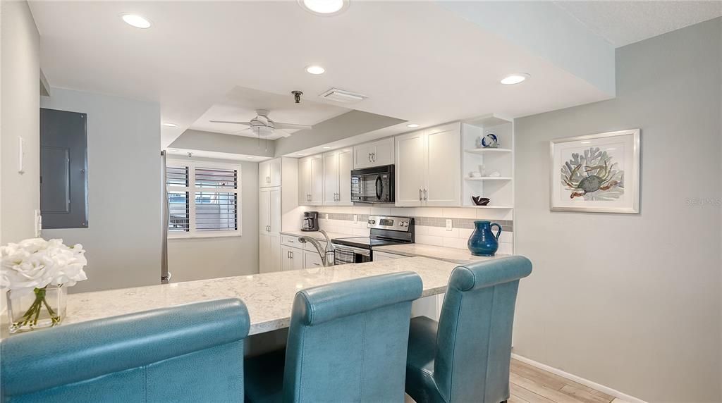 For Sale: $1,125,000 (2 beds, 2 baths, 1362 Square Feet)