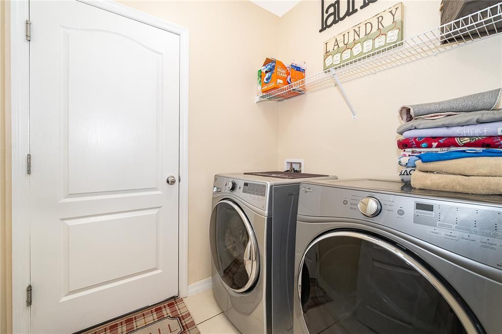En Venta: $275,000 (3 camas, 2 baños, 1747 Pies cuadrados)