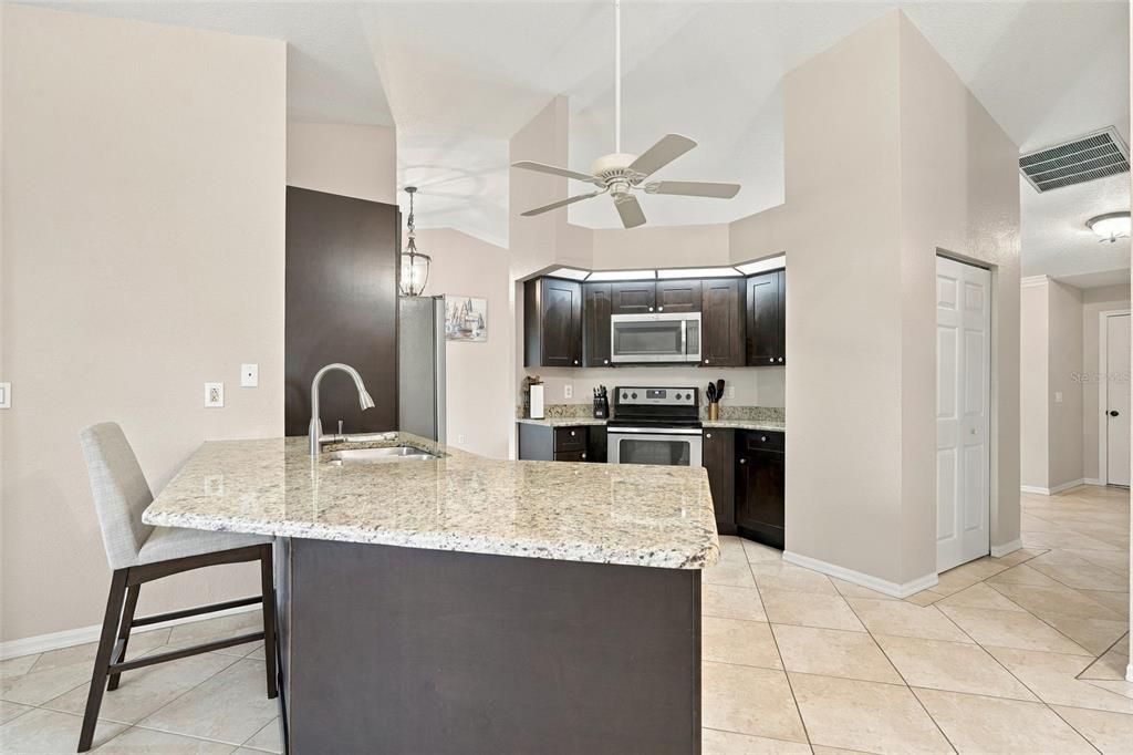 For Sale: $300,000 (3 beds, 2 baths, 1680 Square Feet)