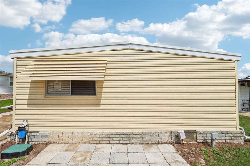 На продажу: $115,000 (2 спален, 2 ванн, 1152 Квадратных фут)