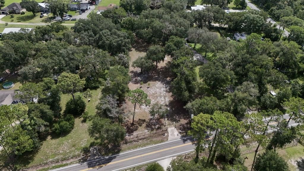 待售: $189,000 (0.92 acres)