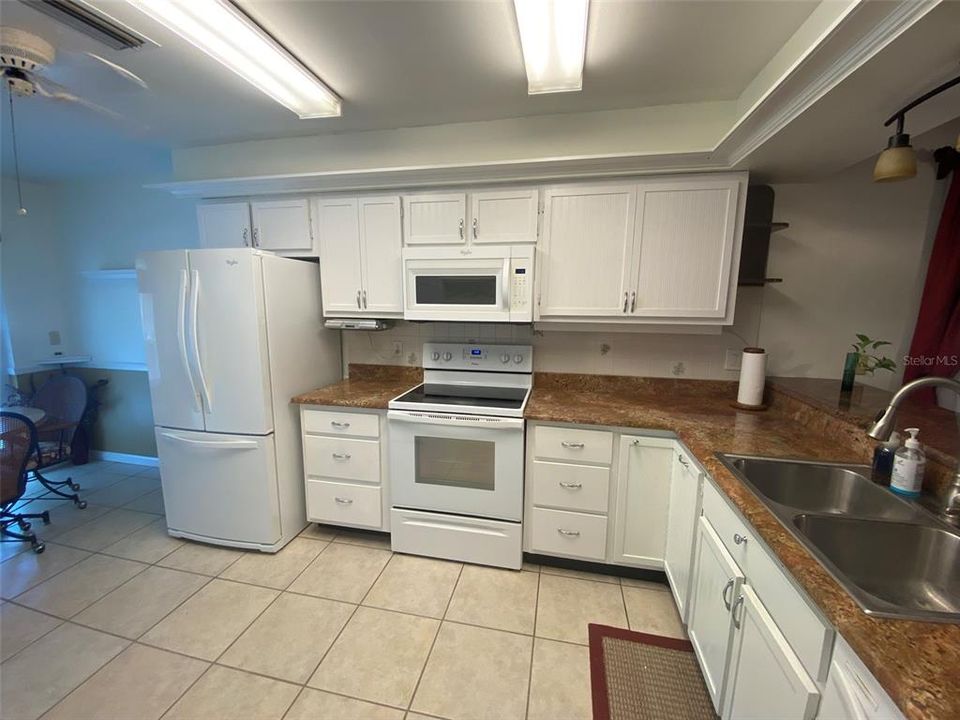 En Venta: $419,900 (3 camas, 2 baños, 1510 Pies cuadrados)
