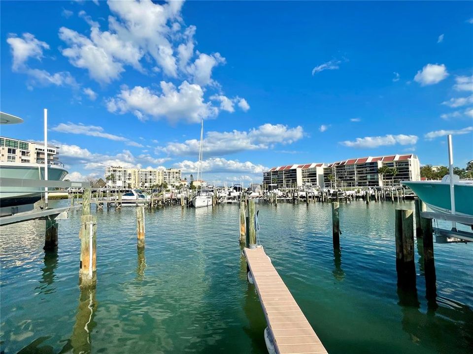 For Rent: $3,100 (2 beds, 2 baths, 1445 Square Feet)