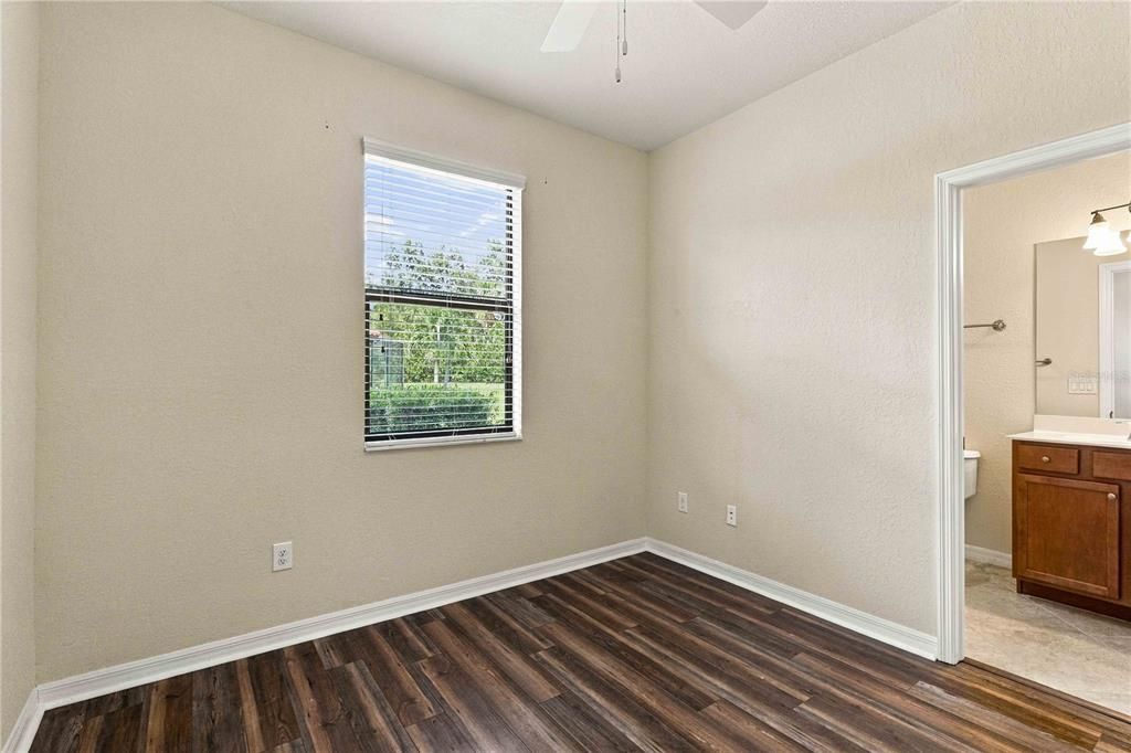 For Sale: $525,000 (3 beds, 3 baths, 2006 Square Feet)