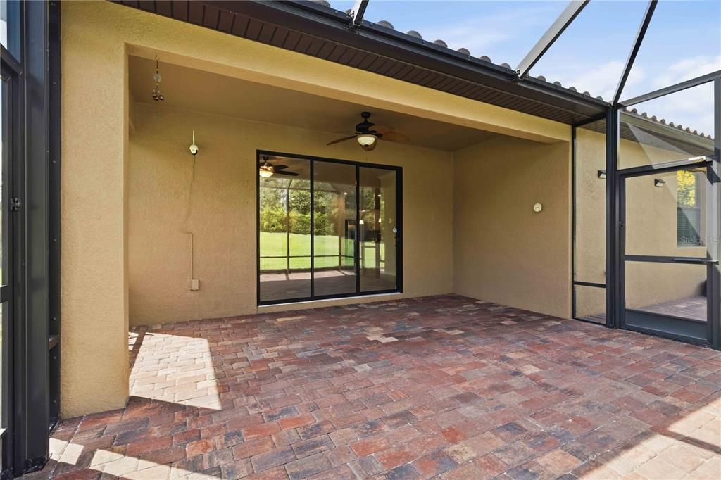 For Sale: $525,000 (3 beds, 3 baths, 2006 Square Feet)