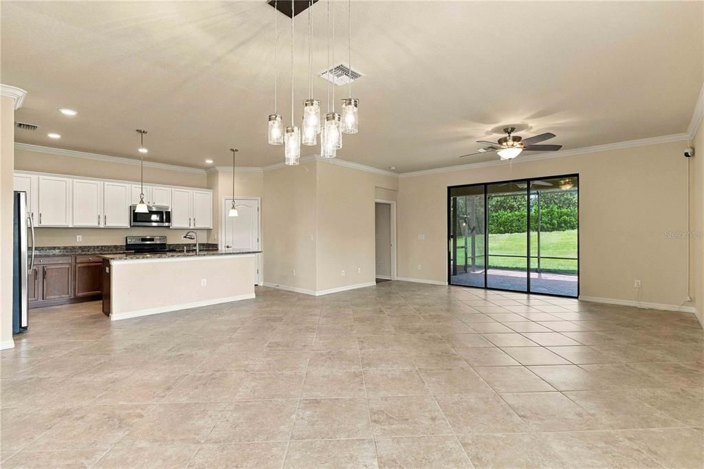 For Sale: $525,000 (3 beds, 3 baths, 2006 Square Feet)