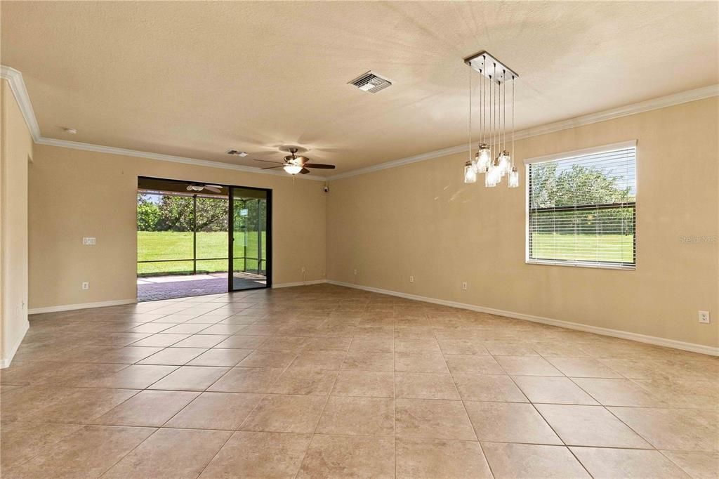 For Sale: $525,000 (3 beds, 3 baths, 2006 Square Feet)
