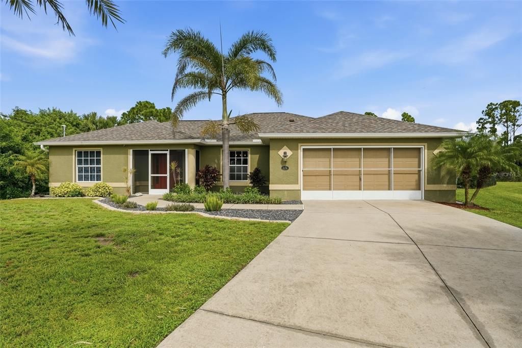 For Sale: $374,888 (3 beds, 2 baths, 1814 Square Feet)