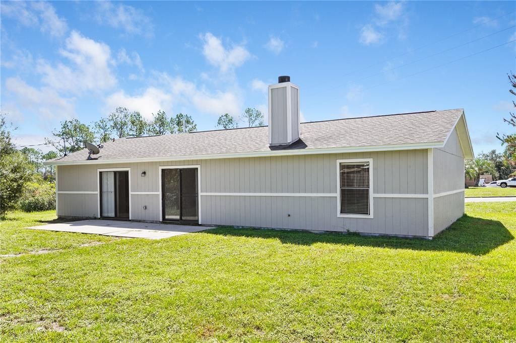 For Sale: $275,000 (3 beds, 2 baths, 1194 Square Feet)