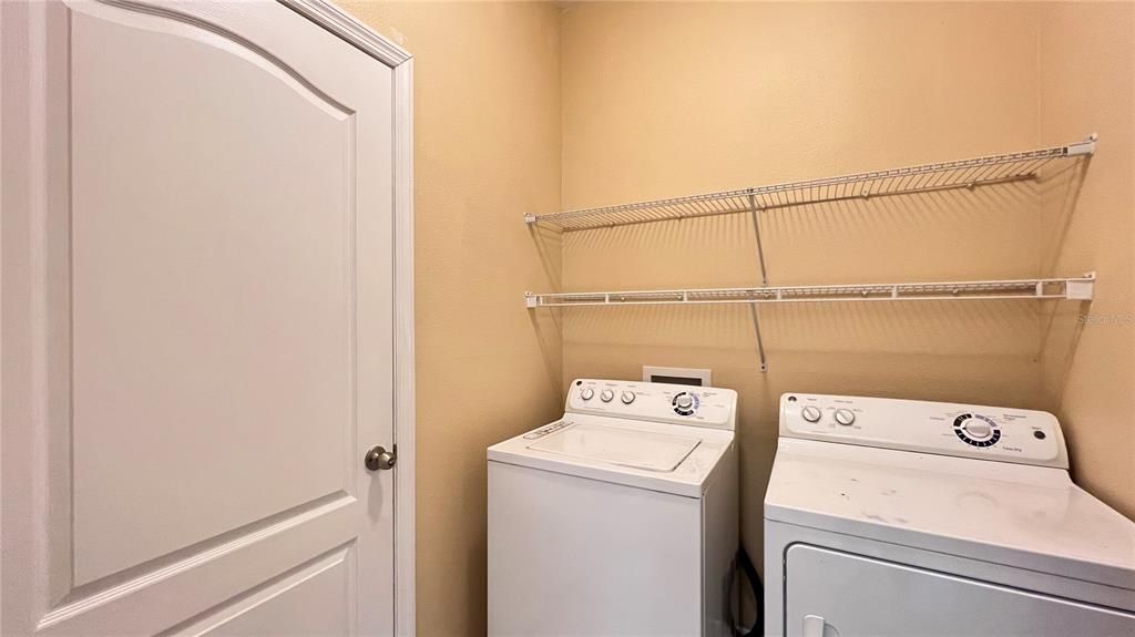 For Sale: $379,990 (4 beds, 2 baths, 1976 Square Feet)
