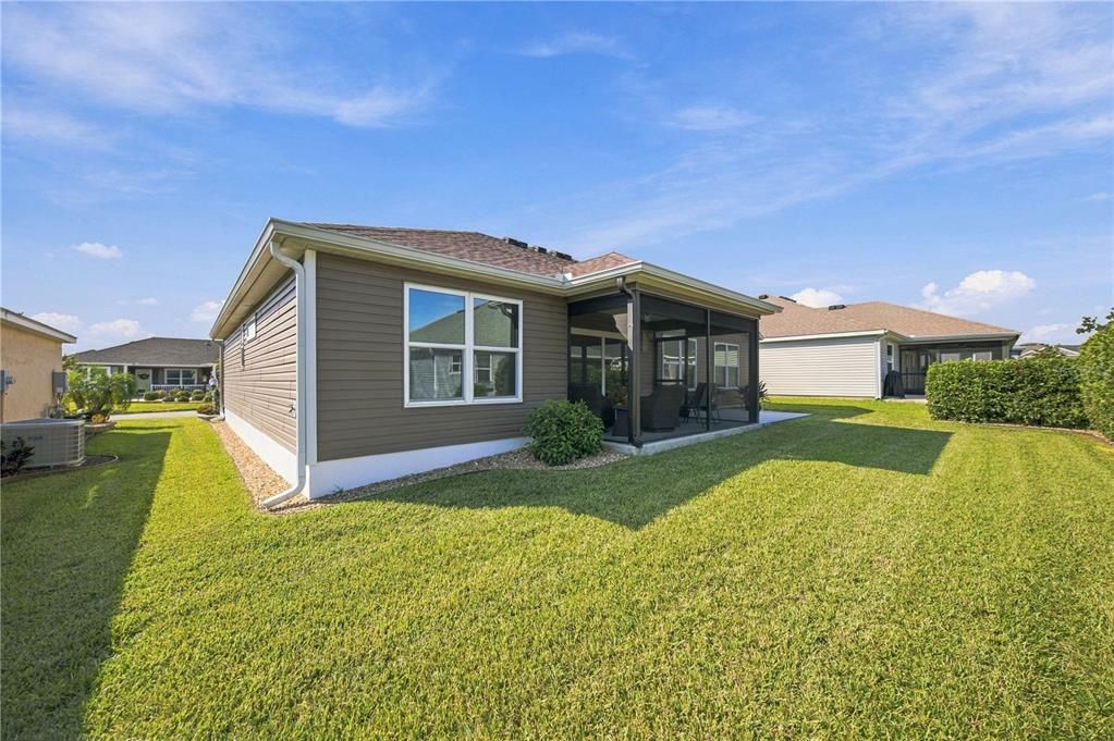 For Sale: $399,000 (3 beds, 2 baths, 1419 Square Feet)