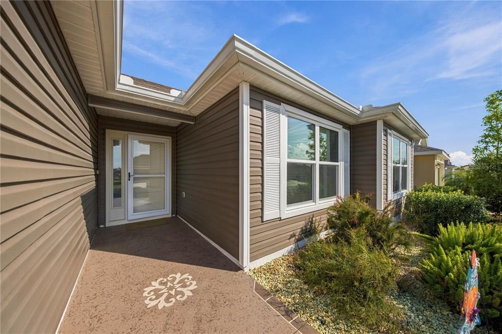 For Sale: $399,000 (3 beds, 2 baths, 1419 Square Feet)