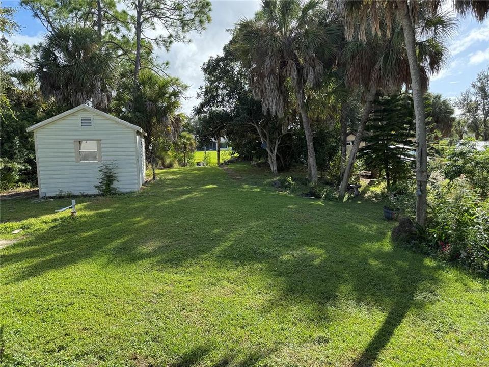 For Sale: $352,000 (3 beds, 2 baths, 1958 Square Feet)
