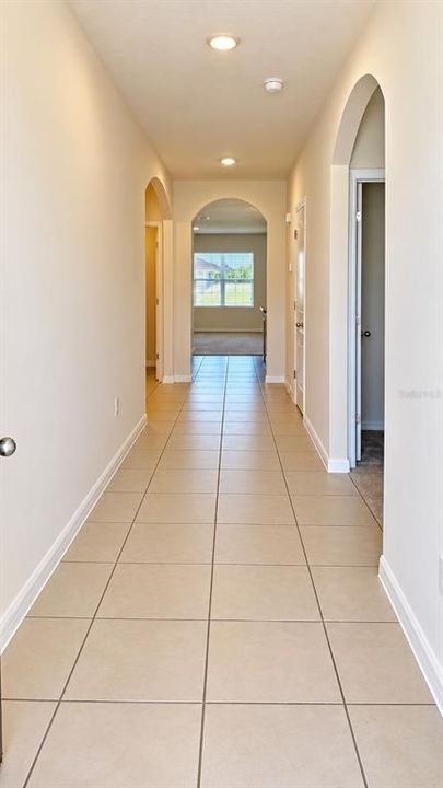 For Sale: $365,000 (4 beds, 2 baths, 1846 Square Feet)