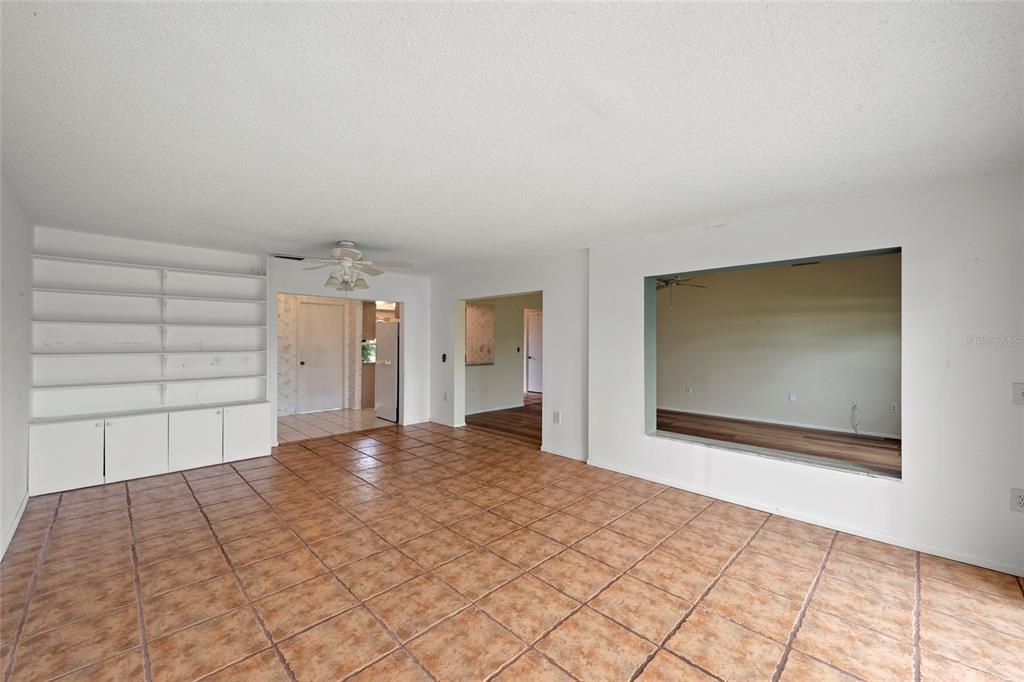 En Venta: $199,000 (2 camas, 2 baños, 1379 Pies cuadrados)