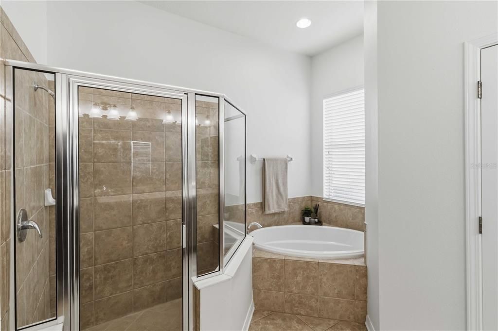 For Sale: $537,400 (4 beds, 3 baths, 2661 Square Feet)