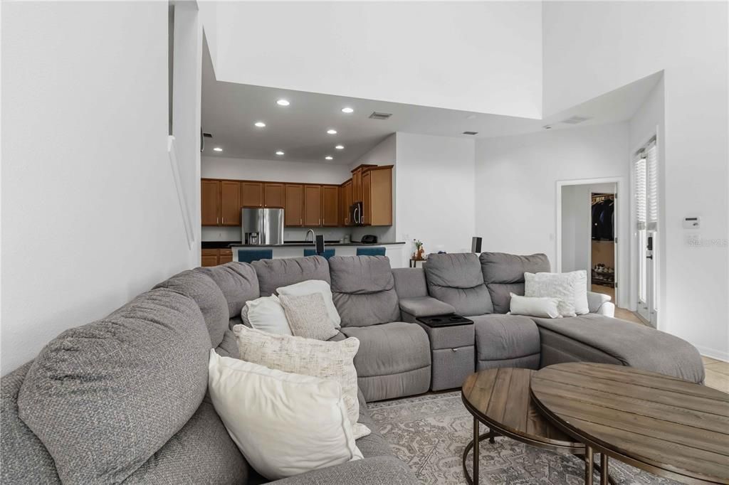 For Sale: $537,400 (4 beds, 3 baths, 2661 Square Feet)