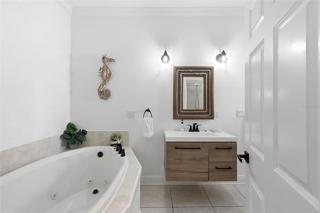 For Sale: $1,650,000 (4 beds, 4 baths, 3088 Square Feet)