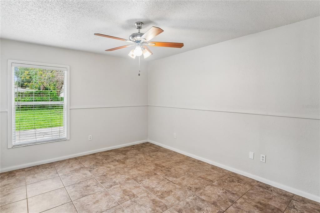 For Sale: $360,000 (4 beds, 3 baths, 1832 Square Feet)