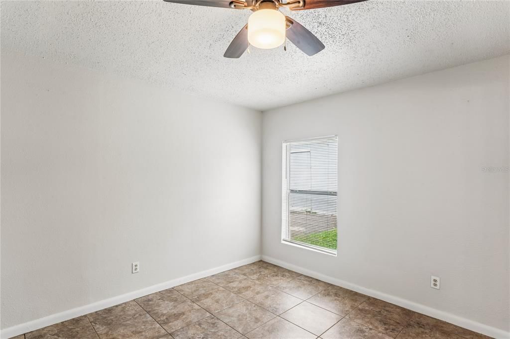For Sale: $360,000 (4 beds, 3 baths, 1832 Square Feet)