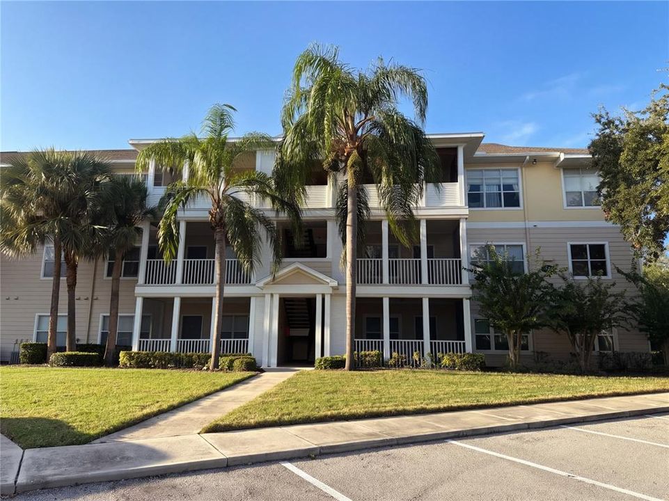For Sale: $184,000 (2 beds, 2 baths, 1048 Square Feet)
