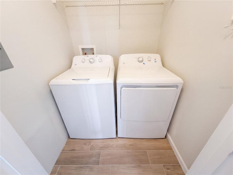 For Sale: $184,000 (2 beds, 2 baths, 1048 Square Feet)
