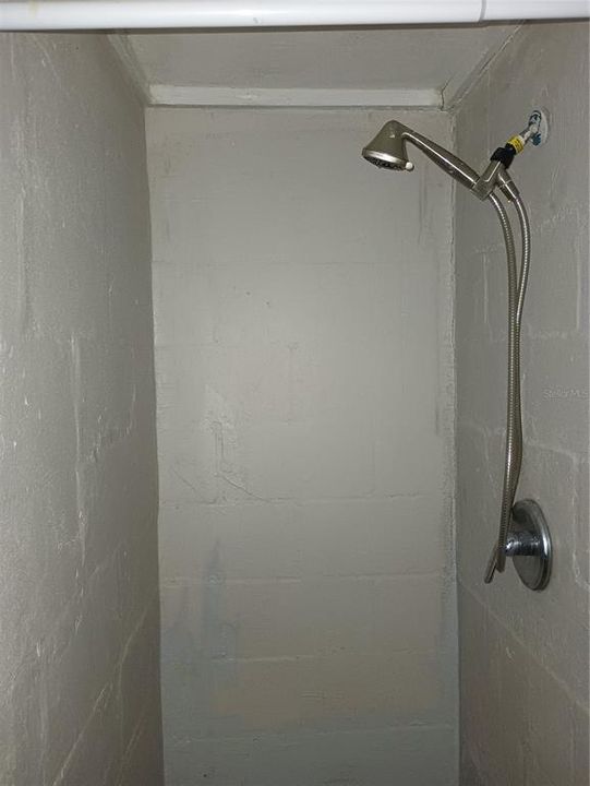 В аренду: $900 (1 спален, 1 ванн, 650 Квадратных фут)