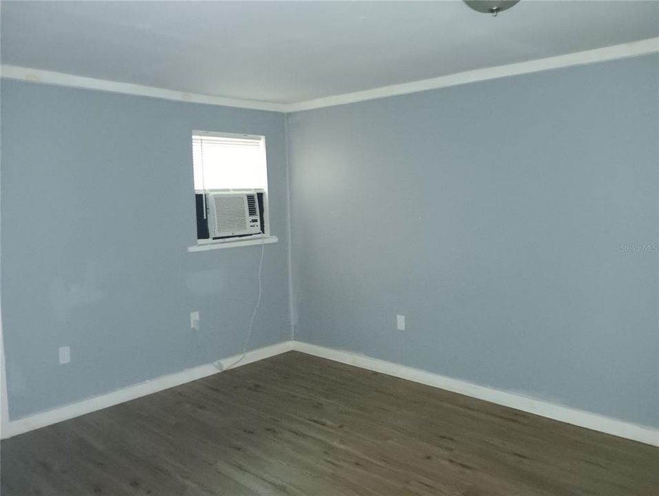 В аренду: $900 (1 спален, 1 ванн, 650 Квадратных фут)