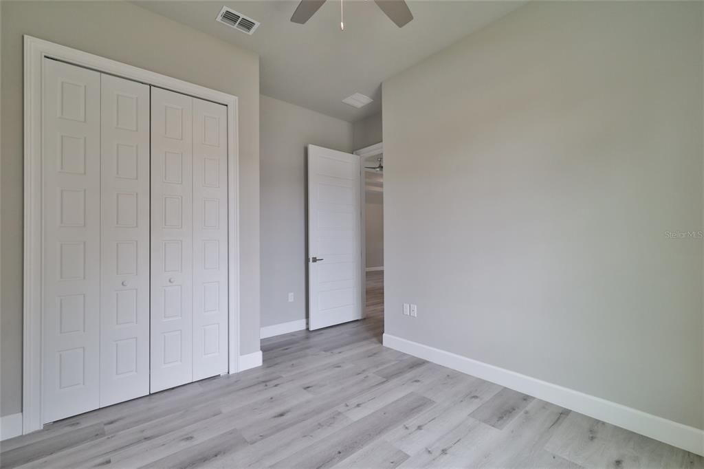 For Sale: $585,000 (6 beds, 0 baths, 3150 Square Feet)