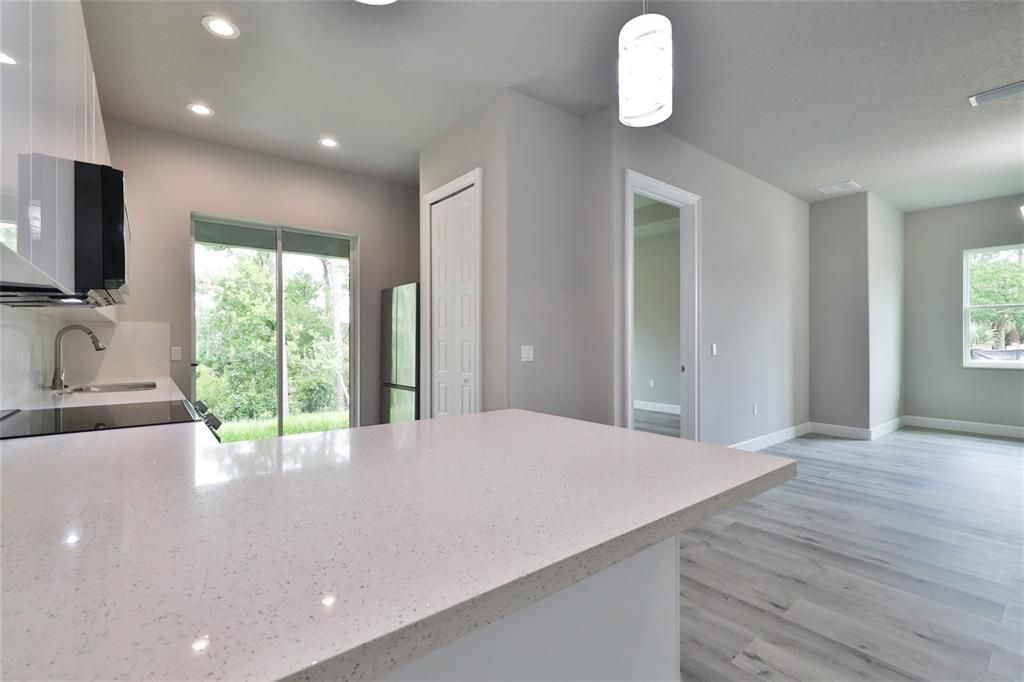 For Sale: $585,000 (6 beds, 0 baths, 3150 Square Feet)