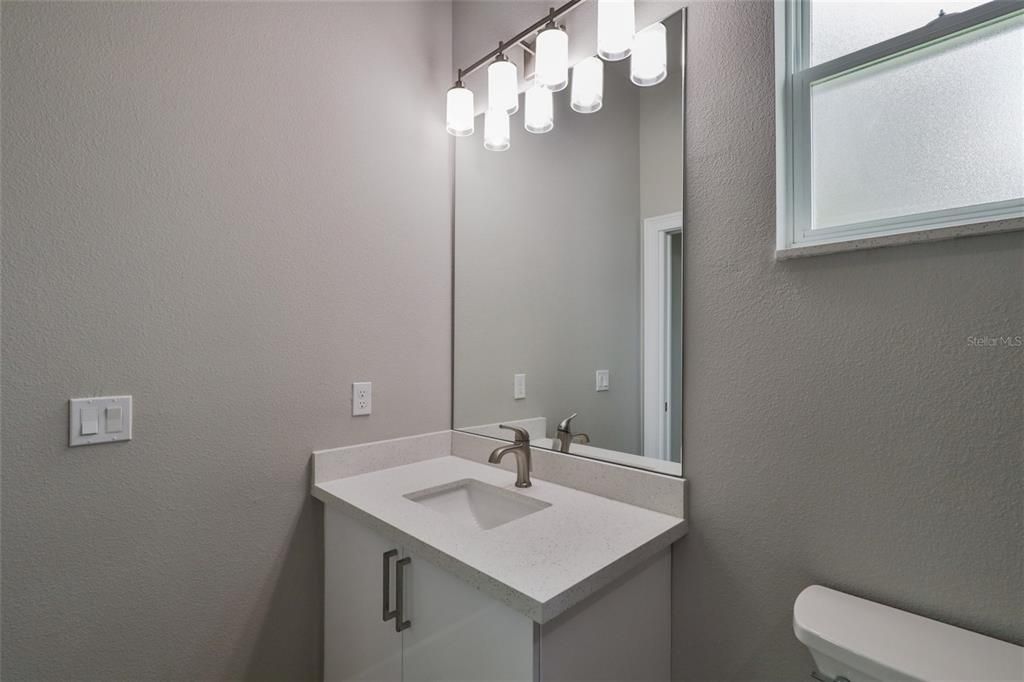 For Sale: $585,000 (6 beds, 0 baths, 3150 Square Feet)