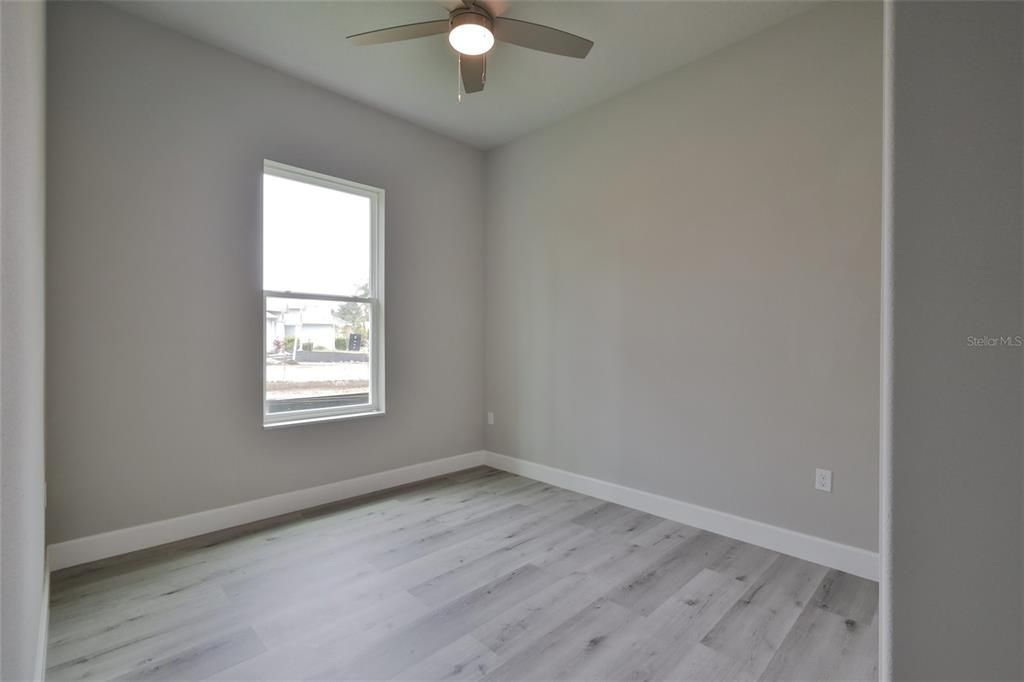 For Sale: $585,000 (6 beds, 0 baths, 3150 Square Feet)