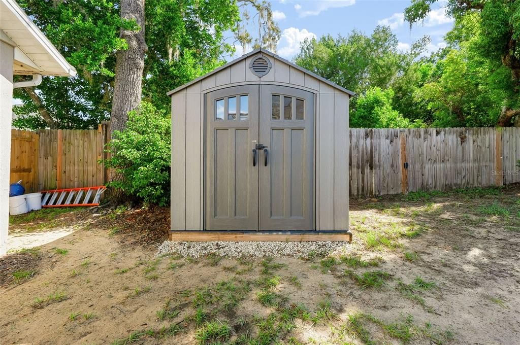 For Sale: $334,900 (3 beds, 2 baths, 1721 Square Feet)