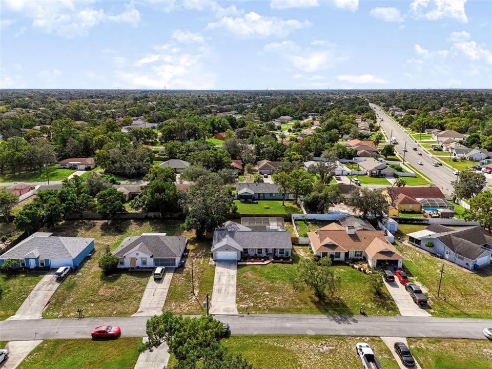 For Sale: $334,900 (3 beds, 2 baths, 1721 Square Feet)