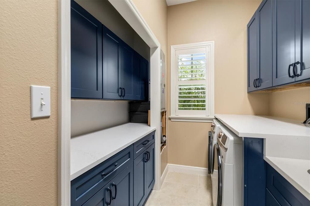 For Sale: $797,000 (3 beds, 2 baths, 2683 Square Feet)