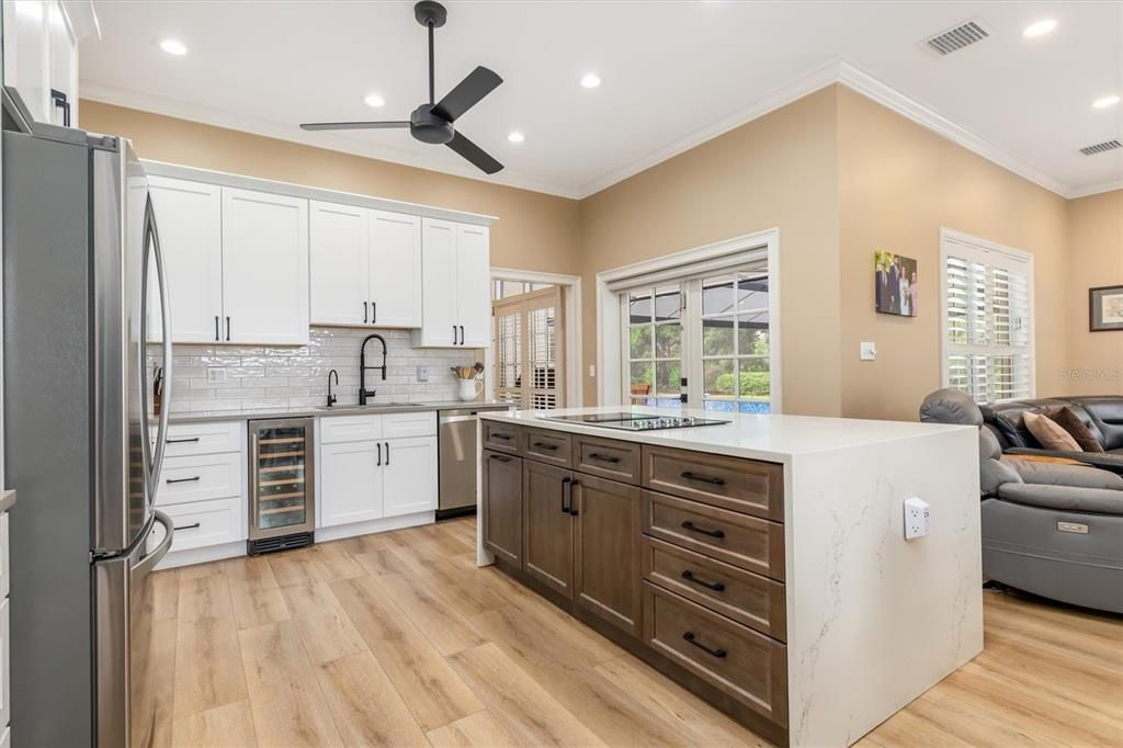 For Sale: $797,000 (3 beds, 2 baths, 2683 Square Feet)