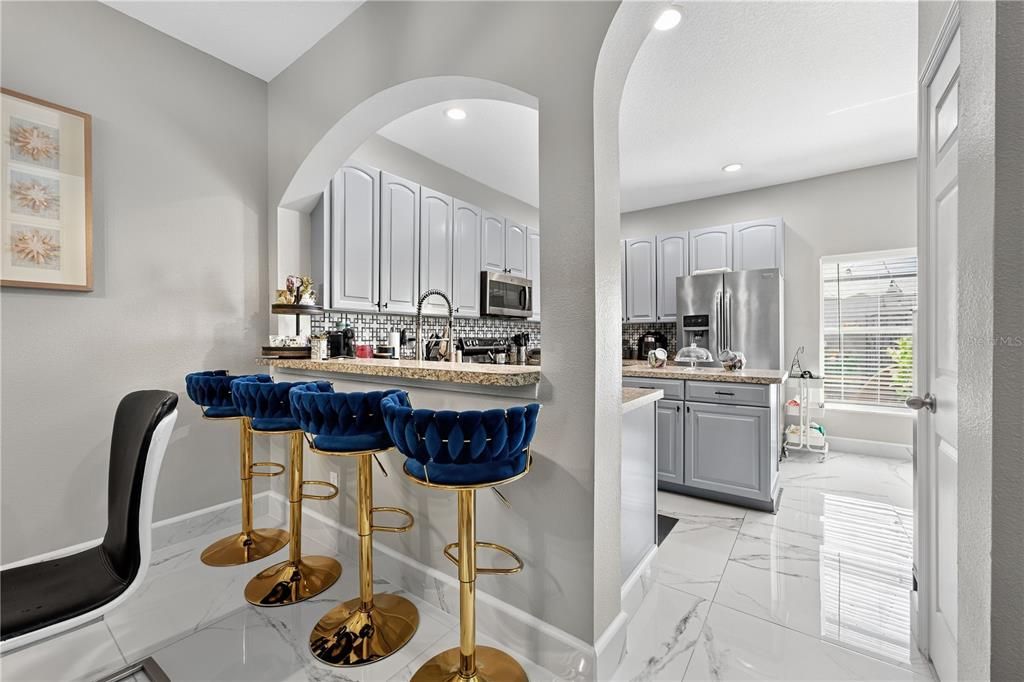 For Sale: $345,000 (3 beds, 2 baths, 1375 Square Feet)