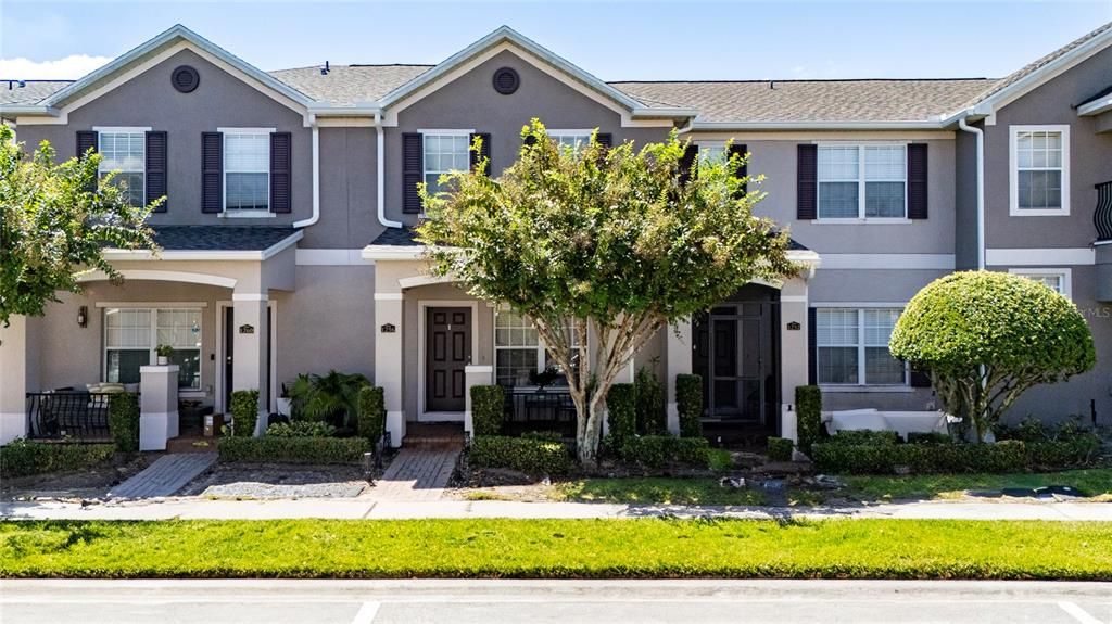 For Sale: $345,000 (3 beds, 2 baths, 1375 Square Feet)