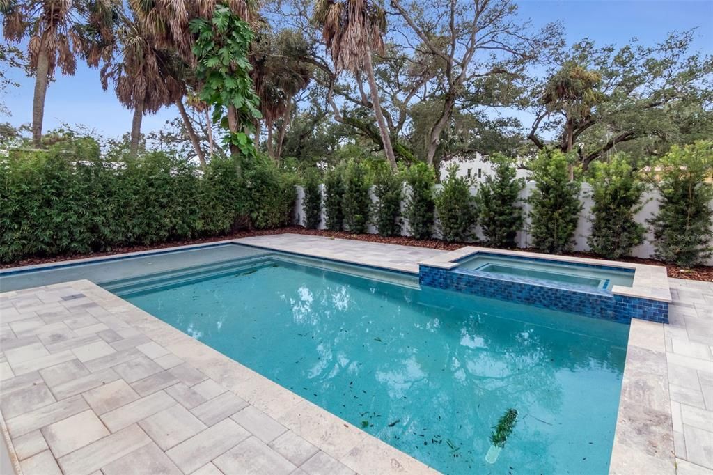 For Sale: $3,850,000 (5 beds, 5 baths, 7438 Square Feet)