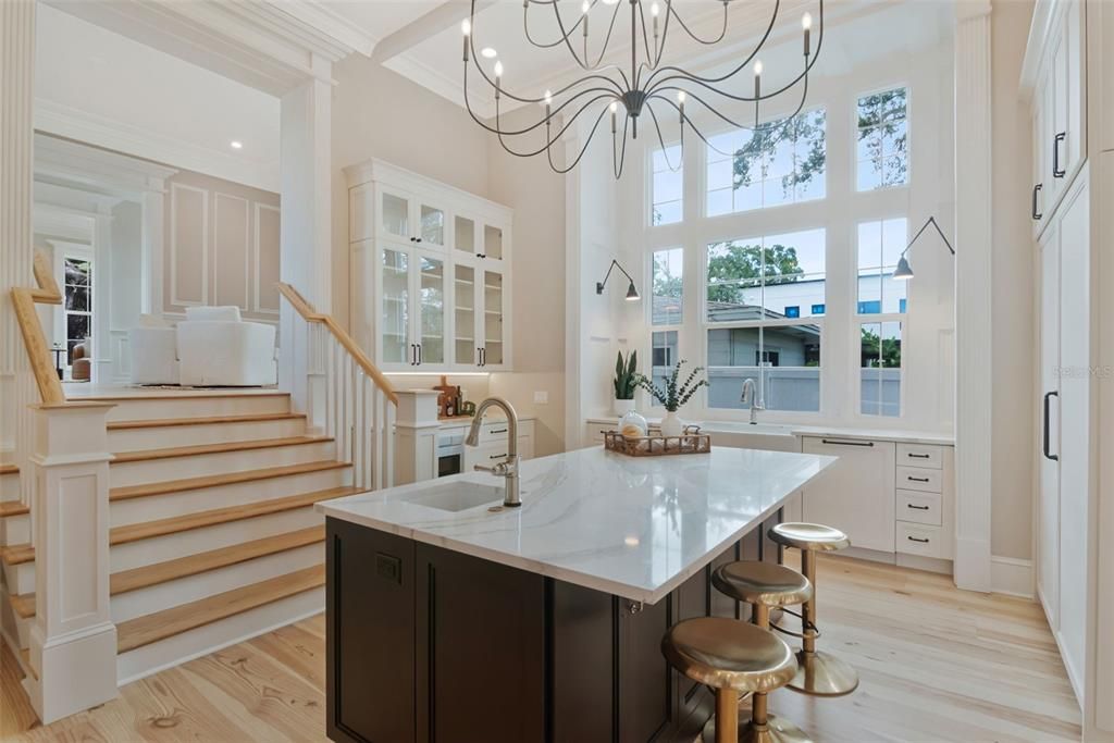 For Sale: $3,850,000 (5 beds, 5 baths, 7438 Square Feet)