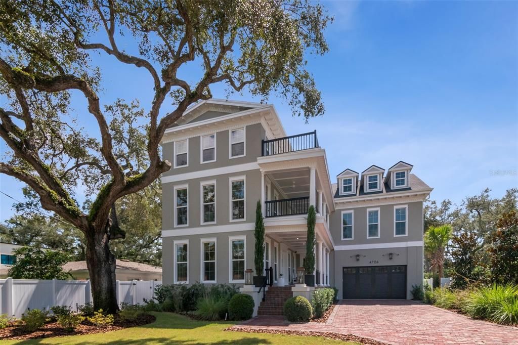 For Sale: $3,850,000 (5 beds, 5 baths, 7438 Square Feet)